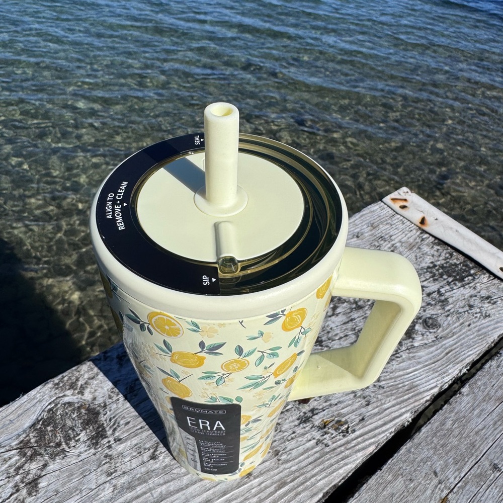 🍋BrüMate Era 30oz Limoncello straw tumbler LIMITED EDITION!! - Picture 3 of 5